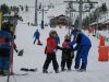 Skicenter vest. Skiskole for de mindste. Pr�v at se �jnene p� ham i den r�de, det der er ret sp�ndende.