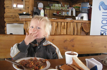 Off piste blandt abetræer på argentinsk vulkan
