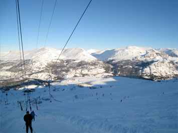 Skøn udsigt over pisterne i Hemsedal