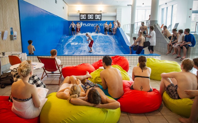 Surf simulatoren flowrider på Radisson Blu Resort Trysils