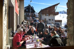 Firmatur som skiferie - flere tager af sted.