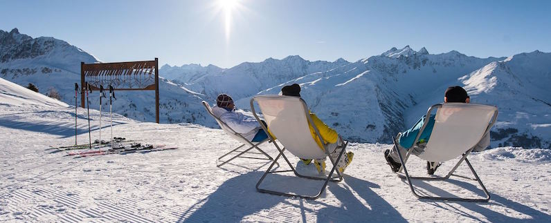 På skisæson i - En hel familie af sted