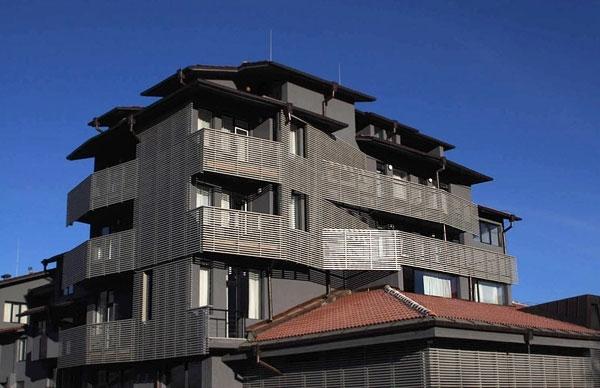 Nyt hotel m. halvpension og liftkort i Bansko