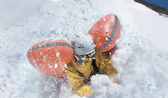 Transporter din ABS-flaske korrekt med fly