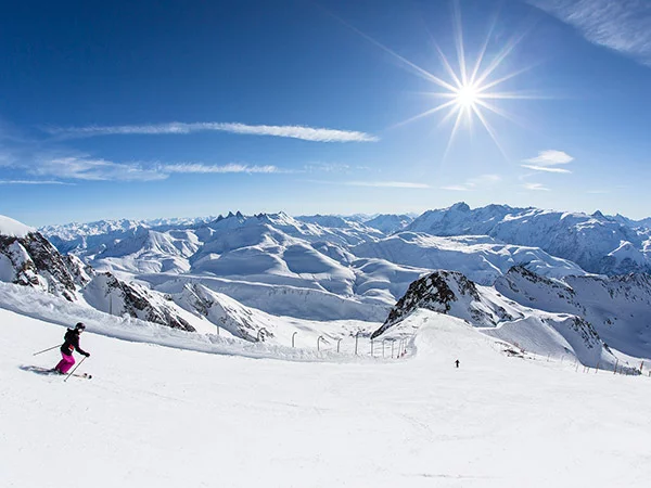 Tag til solrige Alpe d’Huez 