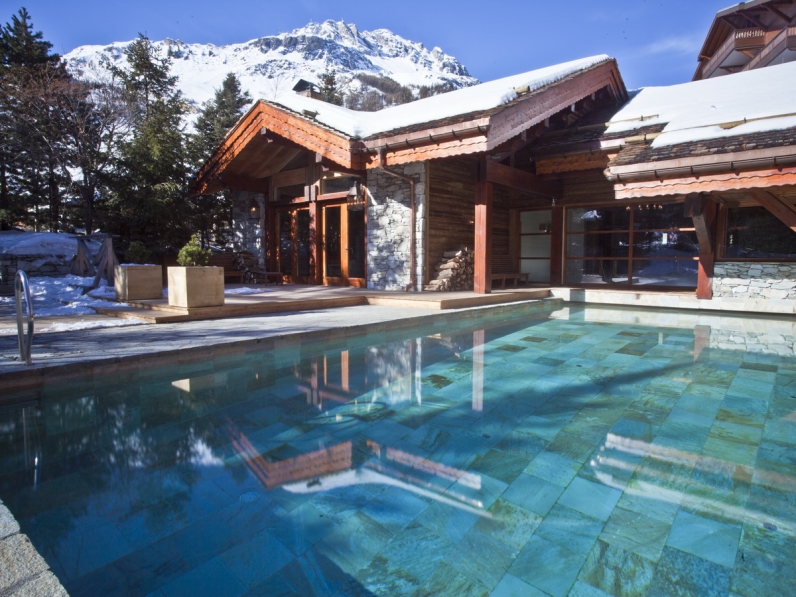 Romantisk luksus skiferie for to i Alperne